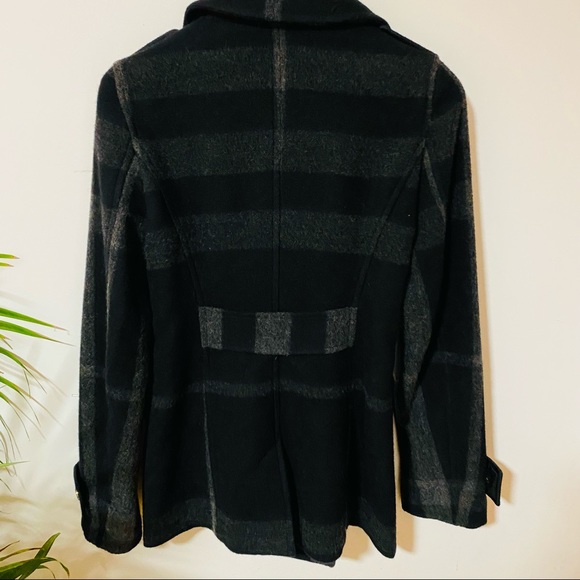 BURBERRY PEA COAT - Picture 2 of 9